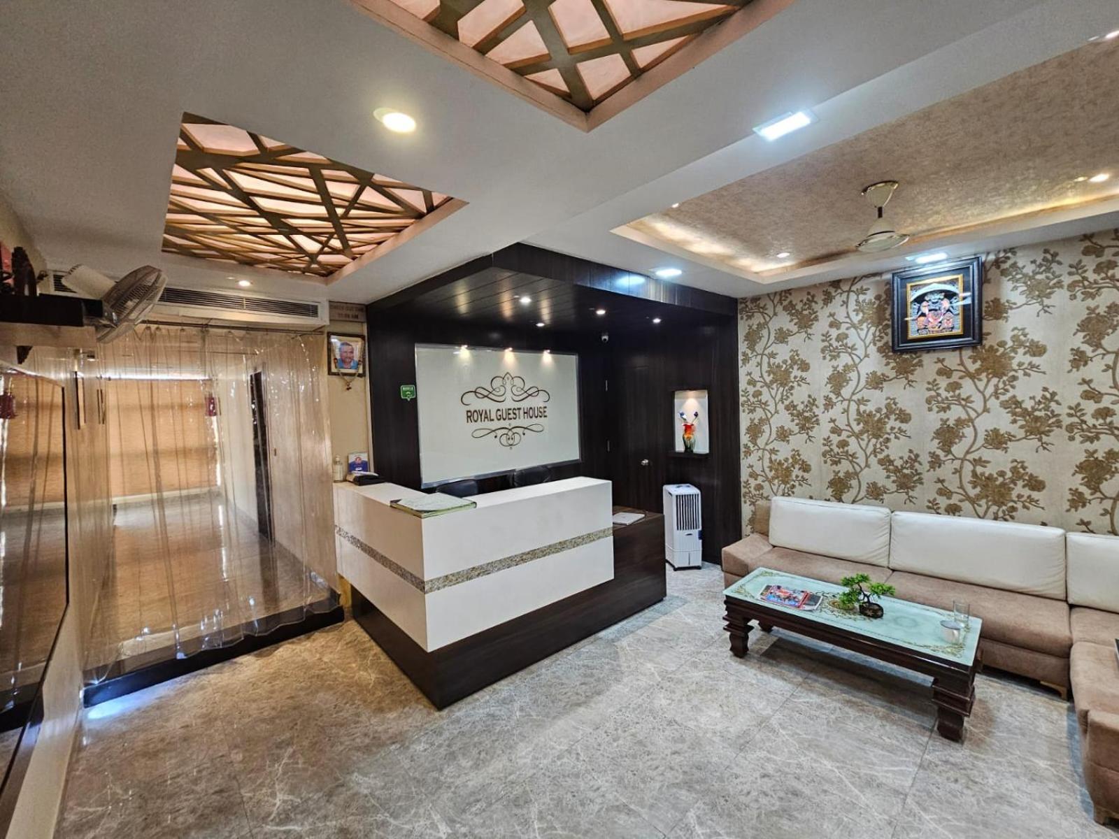 Royal Guest House Benares Buitenkant foto